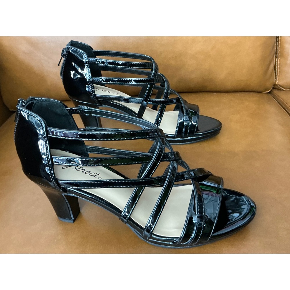 Easy Street Bee Sandals Womens‎ 8 Black  Patent Strappy Heels 31-0951